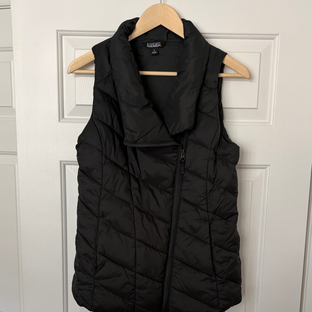 Nicole Miller Black Quilted Puffer Vest